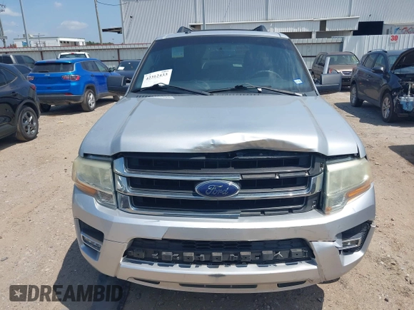 2015 Ford Expedition Max XLT with VIN 1FMJK1HT3FEF22261, listed as a IAAI auction lot 42312433 with 179,674 mi miles and . Bid and sale history available at DreamBid. Image 12.