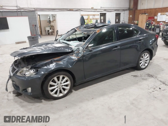 2009 Lexus IS 250 with VIN JTHCK262992031405, listed as a IAAI auction lot 41892158 with 116,419 mi miles. Bid and sale history available at carsss.com. Image 2.