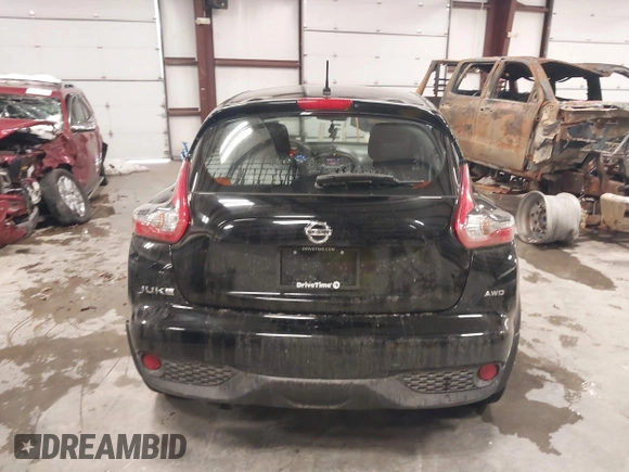 2017 Nissan Juke SL with VIN JN8AF5MV7HT753562, listed as a IAAI auction lot 41314482 with 44,370 mi miles. Bid and sale history available at carsss.com. Image 17.