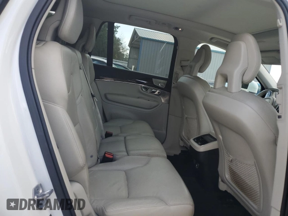 2017 Volvo XC90 Momentum with VIN YV4A22PK8H1141113, listed as a Copart auction lot 64382545 with 202,111 mi miles and Clean title. Bid and sale history available at DreamBid. Image 11.