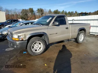 2002 Dodge Dakota with VIN 1B7FL16XX2S702359, listed as a Copart auction lot 43026735 with 103,633 mi miles and Salvage Title. Bid and sale history available at carsss.com. Image 1.