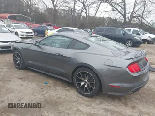 2021 Ford Mustang EcoBoost with VIN 1FA6P8TD8M5101305, listed as a IAAI auction lot 41475581 with 32,762 mi miles. Bid and sale history available at carsss.com. Image 3.