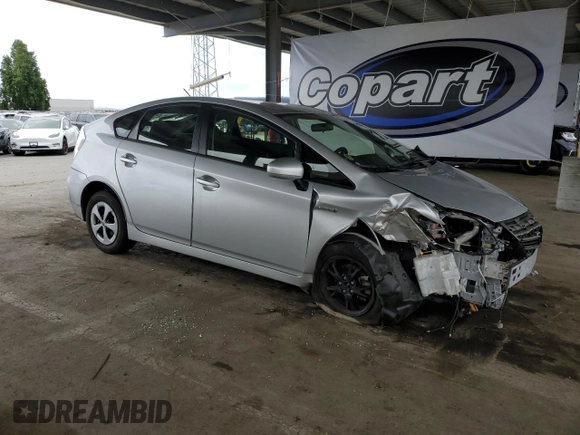 2015 Toyota Prius Four with VIN JTDKN3DU3F0469634, listed as a Copart auction lot 55484135 with 51,950 mi miles and Salvage Title. Bid and sale history available at DreamBid. Image 4.