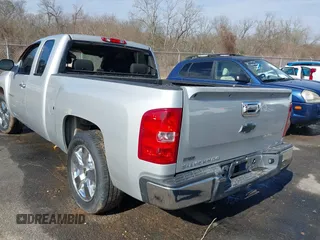 2010 Chevrolet Silverado 1500 LT with VIN 1GCSCSE04AZ116383, listed as a IAAI auction lot 41508799 with 168,530 mi miles and . Bid and sale history available at DreamBid. Image 3.