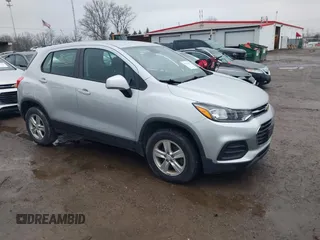 2020 Chevrolet Trax LS with VIN 3GNCJNSBXLL112258, listed as a IAAI auction lot 41657907 with 133,412 mi miles. Bid and sale history available at carsss.com. Image 1.