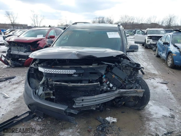 2014 Ford Explorer XLT with VIN 1FM5K8D83EGA98109, listed as a IAAI auction lot 41547412 with NaN miles. Bid and sale history available at carsss.com. Image 12.