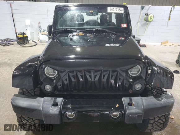 2018 Jeep Wrangler JK Unlimited Sahara with VIN 1C4BJWEG2JL869892, listed as a Copart auction lot 74474184 with 82,098 mi miles and Salvage Title. Bid and sale history available at carsss.com. Image 5.