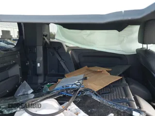2022 Land Rover Defender с VIN SALEY6RU3N2094502, выставлен на аукционе IAAI как лот 41441167 с пробегом 28 610 миль миль и . История ставок и продаж доступна на DreamBid. Изображение 8.
