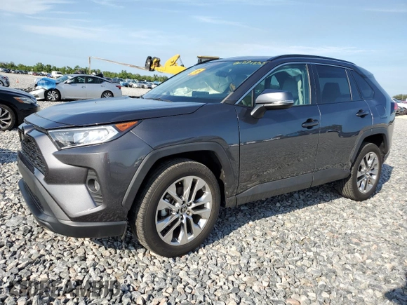 2021 Toyota RAV4 XLE Premium with VIN 2T3C1RFV1MC172493, listed as a Copart auction lot 61571255 with Not provided miles and Salvage title. Bid and sale history available at DreamBid. Image 1.
