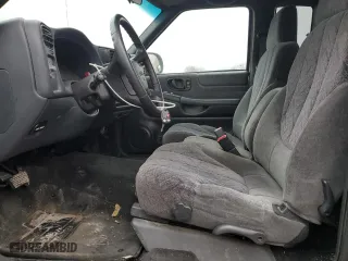2002 GMC Sonoma SLS with VIN 1GTCS19W528206102, listed as a Copart auction lot 80454554 with 86,511 mi miles and Salvage Title. Bid and sale history available at carsss.com. Image 7.