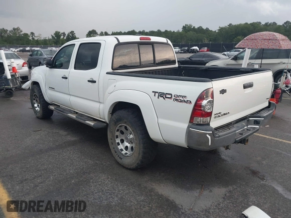 2015 Toyota Tacoma with VIN 5TFLU4EN9FX117007, listed as a IAAI auction lot 42358678 with 158,105 mi miles and . Bid and sale history available at DreamBid. Image 3.
