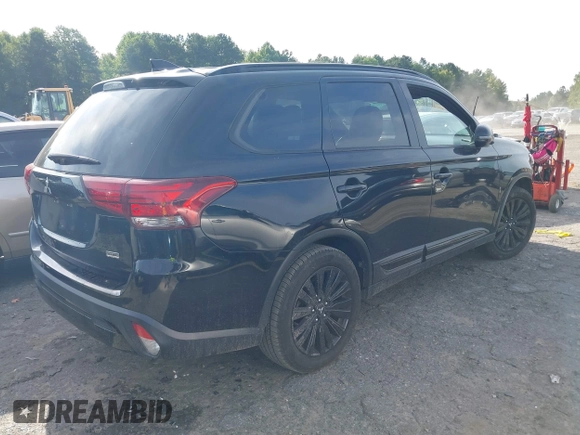 2020 Mitsubishi Outlander SE z VIN JA4AD3A39LZ031129, wystawiony jako IAAI lot #40262423 z przebiegiem 67 241 mil mil oraz . Historia ofert i sprzedaży dostępna na DreamBid. Obrazek 4.