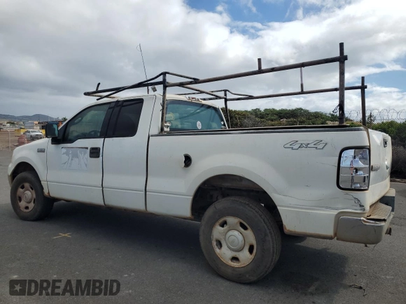 2004 Ford F-150 STX with VIN 1FTRX14W54NB44465, listed as a Copart auction lot 48588675 with 114,330 mi miles and Clean title. Bid and sale history available at DreamBid. Image 2.