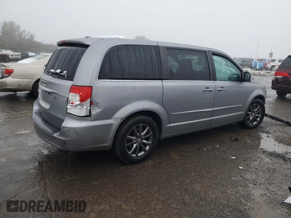 2014 Chrysler Town & Country S with VIN 2C4RC1HG3ER453256, listed as a Copart auction lot 45271485 with 149,957 mi miles and Salvage Title. Bid and sale history available at carsss.com. Image 3.