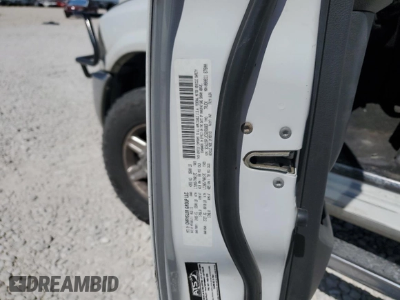 2012 Ram 2500 Laramie Limited z VIN 3C6UD5PL2CG283883, wystawiony jako Copart lot #49838375 z przebiegiem 316 449 mil mil oraz Szkoda całkowita • Salvage title. Historia ofert i sprzedaży dostępna na DreamBid. Obrazek 14.