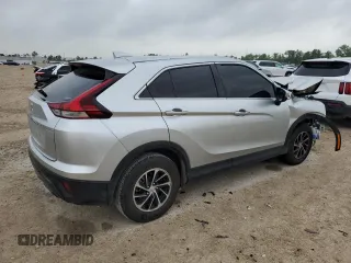 2022 Mitsubishi Eclipse Cross ES z VIN JA4ATUAA5NZ030277, wystawiony jako Copart lot #54392625 z przebiegiem 67 428 mil mil oraz Szkoda całkowita • Salvage title. Historia ofert i sprzedaży dostępna na DreamBid. Obrazek 3.