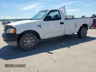 2002 Ford F-150 XL z VIN 2FTPF17Z52CA29240, wystawiony jako Copart lot #55852925 z przebiegiem Nie podano mil oraz Szkoda całkowita • Salvage title. Historia ofert i sprzedaży dostępna na DreamBid. Obrazek 1.