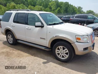 2008 Ford Explorer Eddie Bauer z VIN 1FMEU74838UA26529, wystawiony jako IAAI lot #42487695 z przebiegiem 150 069 mil mil oraz . Historia ofert i sprzedaży dostępna na DreamBid. Obrazek 1.