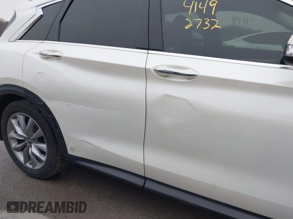 2020 Infiniti QX50 Luxe z VIN 3PCAJ5M15LF105513, wystawiony jako IAAI lot #41492732 z przebiegiem 71 576 mil mil oraz . Historia ofert i sprzedaży dostępna na DreamBid. Obrazek 6.