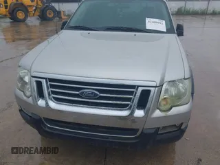 2008 Ford Explorer Sport Trac XLT z VIN 1FMEU51EX8UA20094, wystawiony jako IAAI lot #42409992 z przebiegiem 168 718 mil mil oraz . Historia ofert i sprzedaży dostępna na DreamBid. Obrazek 6.
