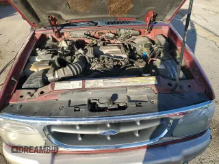 2001 Ford Explorer Eddie Bauer z VIN 1FMZU84P81UB51403, wystawiony jako Copart lot #50098005 z przebiegiem 212 906 mil mil oraz Szkoda całkowita • Salvage title. Historia ofert i sprzedaży dostępna na DreamBid. Obrazek 12.