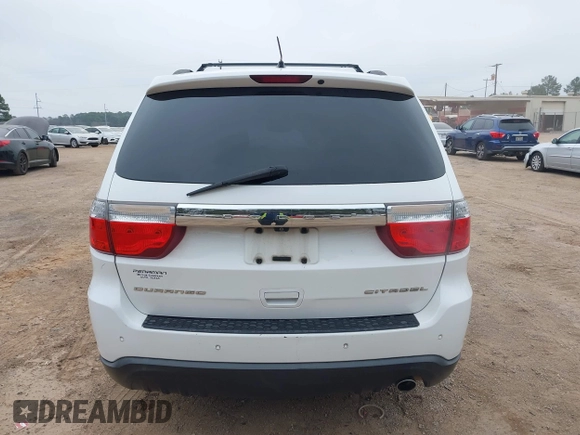 2013 Dodge Durango Citadel z VIN 1C4RDHEG6DC661116, wystawiony jako IAAI lot #41553298 z przebiegiem 208 767 mil mil oraz . Historia ofert i sprzedaży dostępna na DreamBid. Obrazek 16.