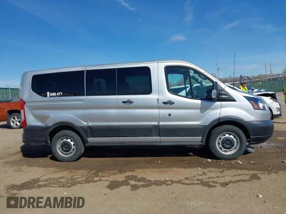 2019 Ford Transit XL with VIN 1FMZK1ZM8KKA06967, listed as a IAAI auction lot 41805833 with 32,225 mi miles. Bid and sale history available at carsss.com. Image 14.