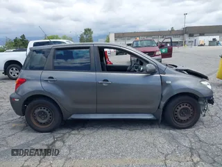 2004 Scion xA z VIN JTKKT624840054017, wystawiony jako IAAI lot #42255268 z przebiegiem 182 913 mil mil oraz . Historia ofert i sprzedaży dostępna na DreamBid. Obrazek 14.