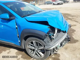 2020 Hyundai Kona Ultimate with VIN KM8K5CA59LU422928, listed as a IAAI auction lot 41882218 with 78,524 mi miles. Bid and sale history available at carsss.com. Image 6.