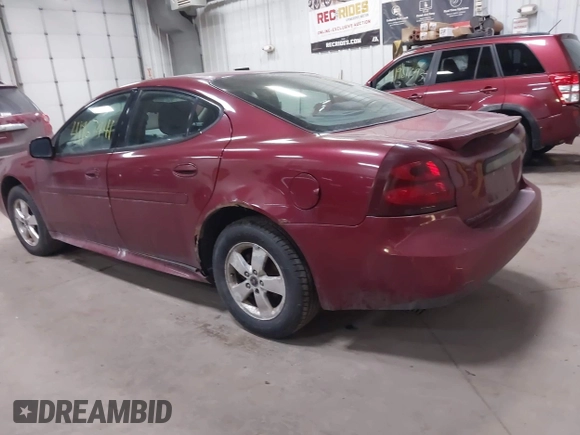 2005 Pontiac Grand Prix z VIN 2G2WP522651347494, wystawiony jako IAAI lot #41967441 z przebiegiem 303 769 mil mil oraz . Historia ofert i sprzedaży dostępna na DreamBid. Obrazek 3.