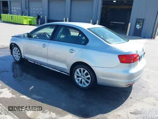 2011 Volkswagen Jetta SE with VIN 3VWDZ7AJ6BM346719, listed as a IAAI auction lot 42287049 with 179,837 mi miles and . Bid and sale history available at DreamBid. Image 3.