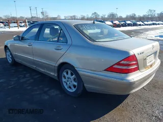 2002 Mercedes-Benz S-Class 4.3L with VIN WDBNG70J92A241196, listed as a IAAI auction lot 41614084 with 0 mi miles. Bid and sale history available at carsss.com. Image 3.