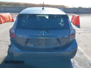2014 Toyota Prius One z VIN JTDKDTB39E1078879, wystawiony jako IAAI lot #42201010 z przebiegiem 147 544 mil mil oraz . Historia ofert i sprzedaży dostępna na DreamBid. Obrazek 16.