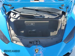 2018 Lamborghini Huracan z VIN ZHWUD4ZF2JLA08437, wystawiony jako Copart lot #50956455 z przebiegiem 7412 mil mil oraz Nie do naprawy. Historia ofert i sprzedaży dostępna na DreamBid. Obrazek 11.