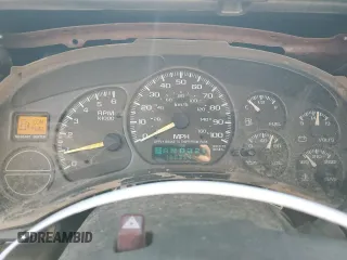 2000 Chevrolet Silverado 1500 with VIN 2GCEC19W3Y1354251, listed as a Copart auction lot 85157354 with 168,354 mi miles and Salvage Title. Bid and sale history available at DreamBid. Image 9.