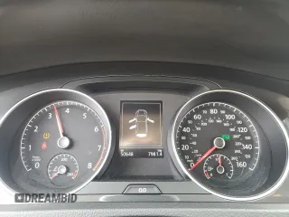 2018 Volkswagen Golf S с VIN 3VWG17AU5JM283688, выставлен на аукционе Copart как лот 59149395 с пробегом 50 648 миль миль и Списание • Salvage title. История ставок и продаж доступна на DreamBid. Изображение 9.