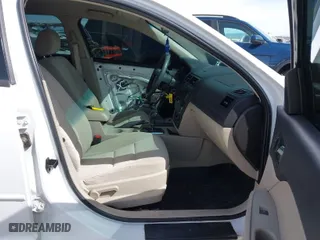 2007 Ford Fusion SE with VIN 3FAHP07117R214430, listed as a IAAI auction lot 41808246 with 132,042 mi miles. Bid and sale history available at carsss.com. Image 5.