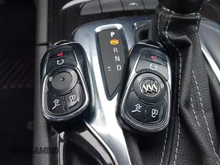 2018 Buick Regal Essence with VIN W04GV8SXXJ1122153, listed as a IAAI auction lot 42112879 with 70,408 mi miles and . Bid and sale history available at DreamBid. Image 11.