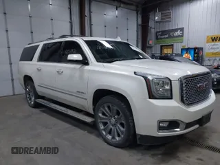 2015 GMC Yukon XL Denali with VIN 1GKS2JKJ1FR566918, listed as a IAAI auction lot 41531976 with 139,986 mi miles. Bid and sale history available at carsss.com. Image 1.