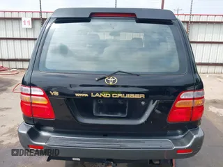2000 Toyota Land Cruiser z VIN JT3HT05J1Y0081635, wystawiony jako IAAI lot #41938432 z przebiegiem 362 389 mil mil oraz . Historia ofert i sprzedaży dostępna na DreamBid. Obrazek 17.