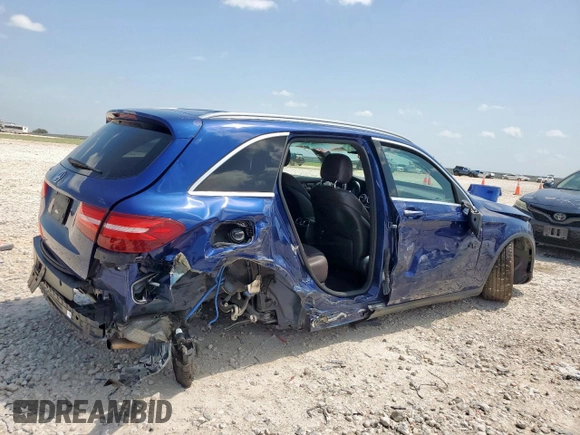 2017 Mercedes-Benz GLC 300 with VIN WDC0G4JB2HF130125, listed as a Copart auction lot 61576685 with 94,643 mi miles and Salvage title. Bid and sale history available at DreamBid. Image 3.