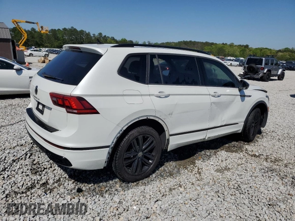 2022 Volkswagen Tiguan SE R-Line Black with VIN 3VVCB7AX5NM058171, listed as a Copart auction lot 51778885 with 61,196 mi miles and Salvage Title. Bid and sale history available at DreamBid. Image 3.