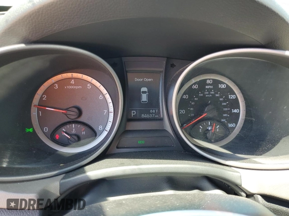 2014 Hyundai Santa Fe с VIN 5XYZTDLB5EG179429, выставлен на аукционе Copart как лот 60102425 с пробегом 84 637 миль миль и Списание • Salvage title. История ставок и продаж доступна на DreamBid. Изображение 9.