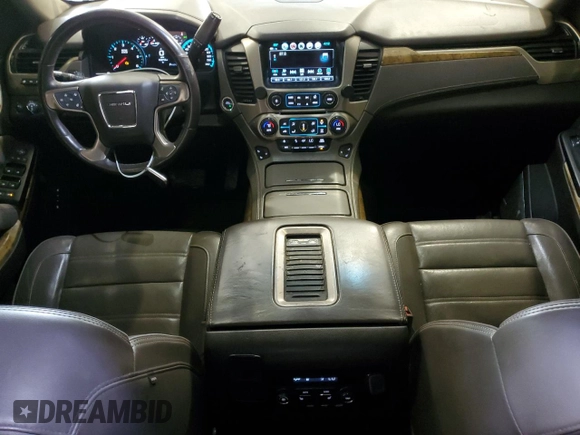 2017 GMC Yukon XL Denali with VIN 1GKS2HKJXHR172622, listed as a Copart auction lot 52425125 with 192,713 mi miles and Clean Title. Bid and sale history available at carsss.com. Image 8.