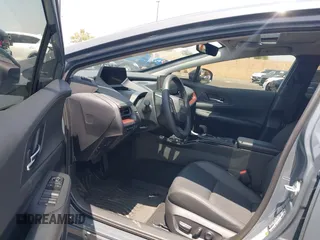 2024 Toyota Prius SE z VIN JTDACACU1R3033326, wystawiony jako IAAI lot #42174204 z przebiegiem 11 273 mil mil oraz . Historia ofert i sprzedaży dostępna na DreamBid. Obrazek 5.