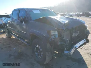 2019 Toyota Tacoma 4WD SR5 with VIN 3TMDZ5BN5KM078383, listed as a IAAI auction lot 38651345 with 50,363 mi miles. Bid and sale history available at carsss.com. Image 1.