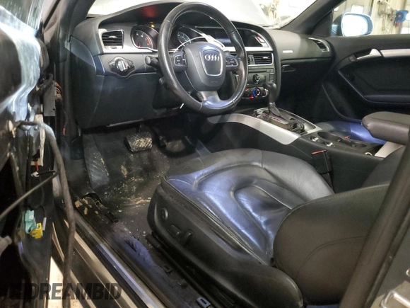 2012 Audi A5 Premium z VIN WAUCFAFH9CN002526, wystawiony jako Copart lot #85496464 z przebiegiem 103 794 mil mil oraz Szkoda całkowita • Salvage title. Historia ofert i sprzedaży dostępna na DreamBid. Obrazek 8.