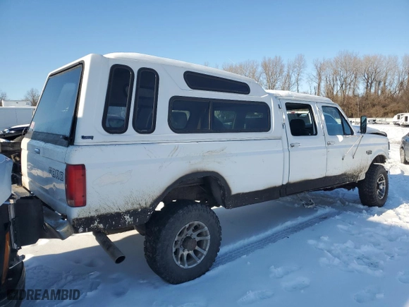 1994 Ford F-350 Crew Cab with VIN 1FTJW36H2REA31896, listed as a Copart auction lot 41683295 with 0 mi miles and Salvage Title. Bid and sale history available at carsss.com. Image 3.