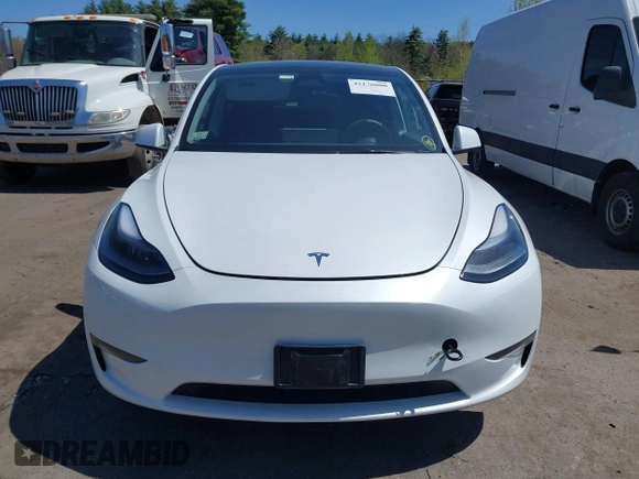 2024 Tesla Model Y с VIN 7SAYGDED8RF211112, выставлен на аукционе IAAI как лот 42176000 с пробегом 16 677 миль миль и . История ставок и продаж доступна на DreamBid. Изображение 12.