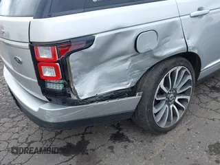 2015 Land Rover Range Rover HSE z VIN SALGS2VF6FA204430, wystawiony jako IAAI lot #41912280 z przebiegiem 82 812 mil mil oraz . Historia ofert i sprzedaży dostępna na DreamBid. Obrazek 17.